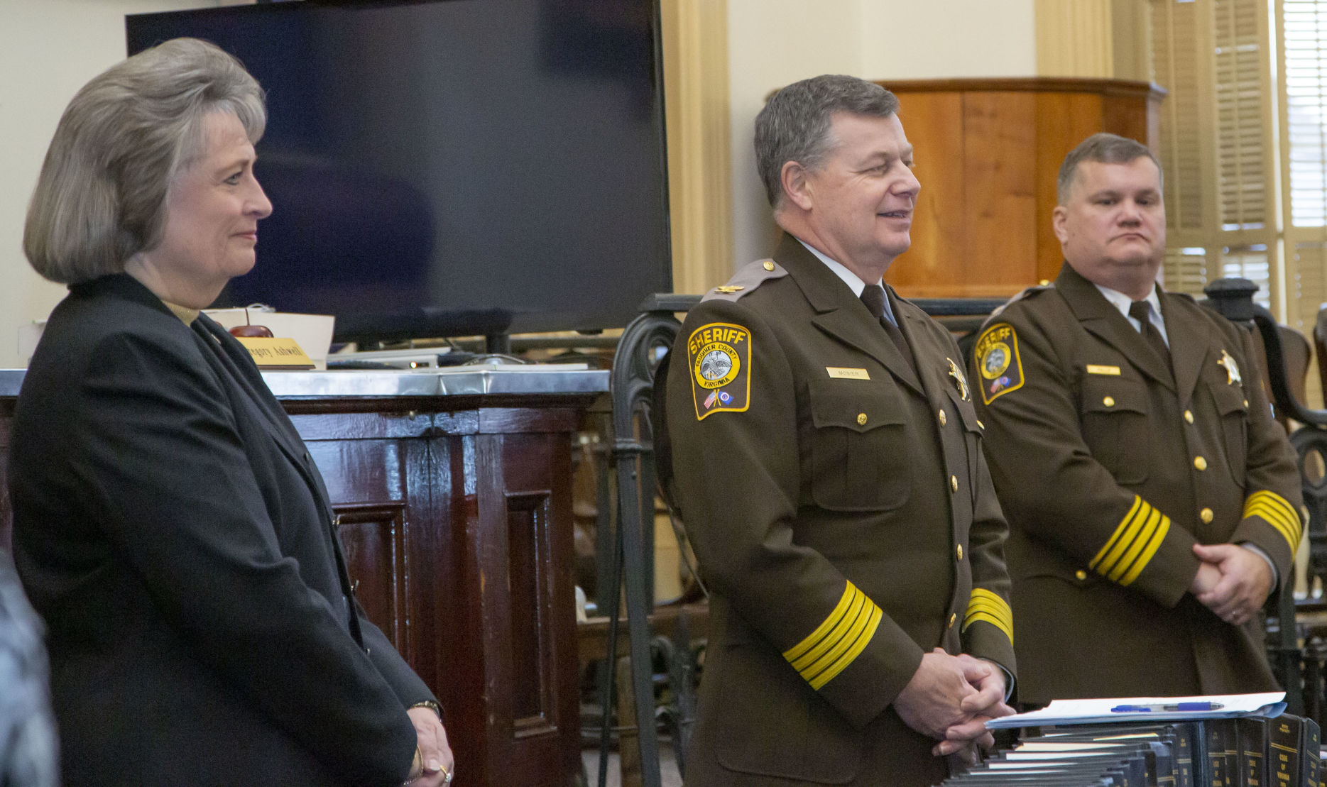 photo_ft_news_cops sworn in 10_121819.jpg